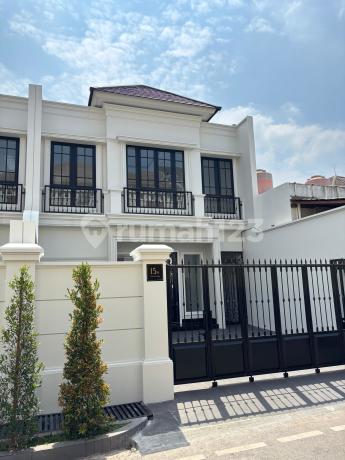 RUMAH AMERICAN CLASSIC DI CEMPAKA PUTIH TENGAH jakarta Pusat RUMAH AMERICAN CLASSIC DI CEMPAKA PUTIH TENGAH jakarta Pusat