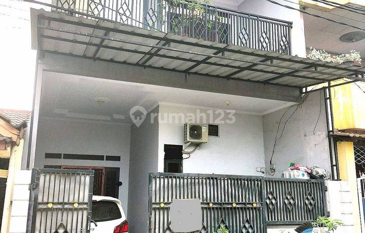 --Rumah Villa Tomang Baru 2 Lantai Shm---