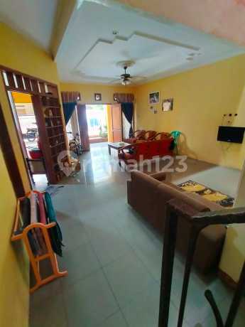 Ready-to-Occupy Comfortable Well-Maintained Minimalist House Located in Griya Bandung Asri 2 Ready-to-Occupy Comfortable Well-Maintained Minimalist House Located in Griya Bandung Asri 2