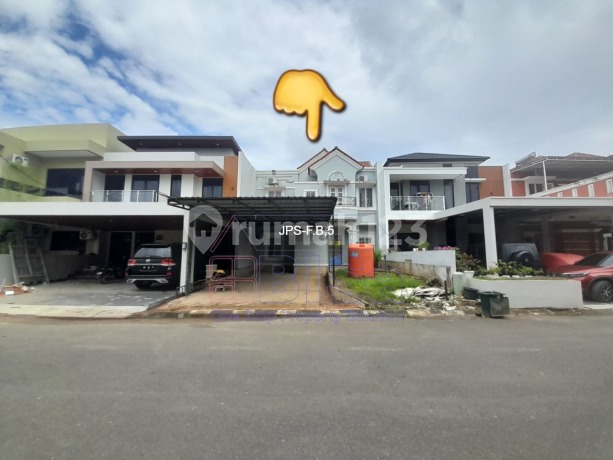  Rumah 2 lt siap huni di Beverly Park Ekstention Batam Center