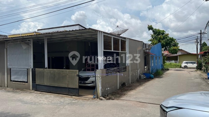 Rumah Hook Hadap Taman – Family Dream Nongsa