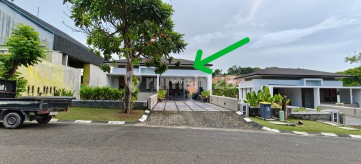 Beautiful Fully Furnished House in Grand Summit, Batam
