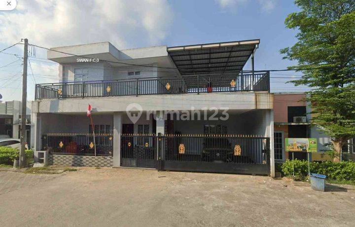 Dijual 2 Unit Rumah Full Renovasi Menjadi 1 Unit di Tiban Indah Permai Tahap 6