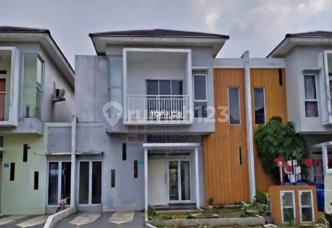 2-Story House at Attractive Price in Glory View Legenda Batam Centre