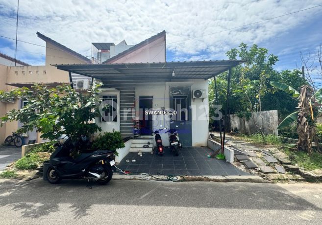 Rumah Hook Strategis di Perum Griya KDA, Dekat Bandara Hang Nadim Batam Rumah Hook Strategis di Perum Griya KDA, Dekat Bandara Hang Nadim Batam