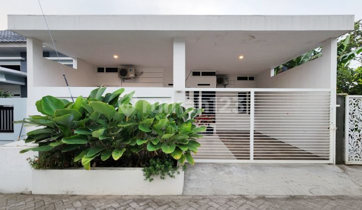 Ready-to-occupy house for sale in Puri Kartika Asri housing, Blimbing.