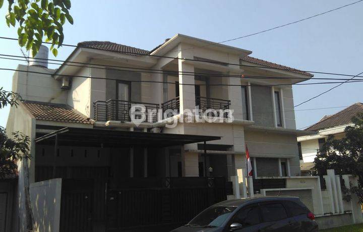 RUMAH BAGUS HOOK 2 LANTAI DI PERUMAHAN SEMARANG INDAH SEMARANG BARAT