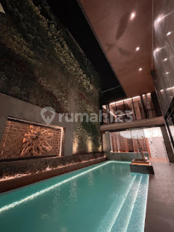 Dijual Rumah Mewah di Trimaran Permai, Ukuran 20x30, Harga 55 M Nego