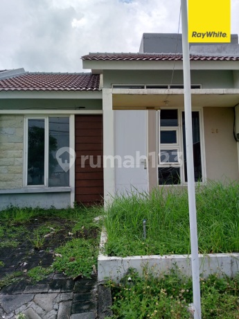 Dijual Rumah di Perum Jade Hamlet Hulaan Menganti Gresik 