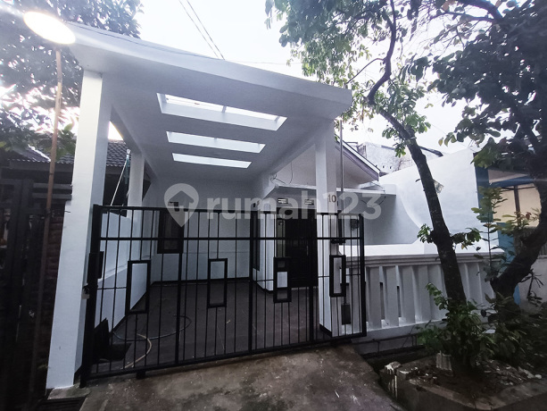 Rumah SHM Tidar, Malang Bagus Furnished Lingkungan Nyaman Rumah SHM Tidar, Malang Bagus Furnished Lingkungan Nyaman