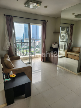 Apartemen Cosmo Terrace Dekat Mall Grand indonesia