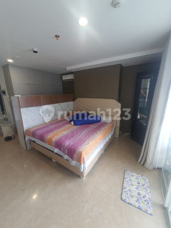 Dijual Murah Apartemen Royal Springhill furnish dengan lantai Marmer Dijual Murah Apartemen Royal Springhill furnish dengan lantai Marmer