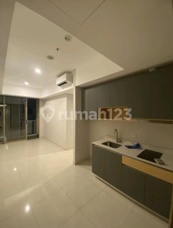 Apartment Taman Anggrek Residence 3 BR Semi Furnished