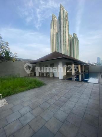 Disewa Penthouse Sudirman Residence Townhouse Pake Kolam Renang di Belakang Indofood Tower