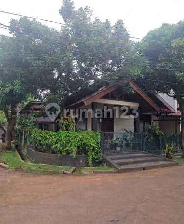 Rumah Bagus & Strategis di Bintaro Jaya Sektor 5 Cluster Pisok, Tangerang Selatan Banten Rumah Bagus & Strategis di Bintaro Jaya Sektor 5 Cluster Pisok, Tangerang Selatan Banten