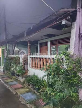 Dijual Rumah Perumnas Depok Timur