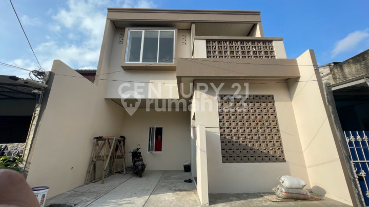 Newly Built 2-Story House for Sale in Perumnas Karawaci, Tangerang