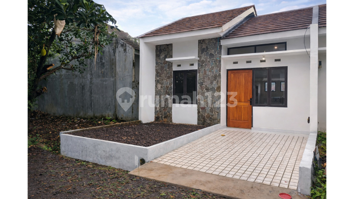 Dijual Rumah Baru Renov 5 Menit ke Stasiun di Nuansa Cilebut Asri