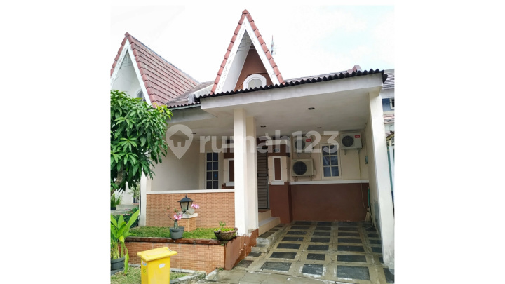 Dijual Rumah Mewah Bagus Siap Huni di Victoria Sentul City Ssr989