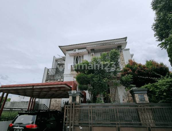 Rumah 2 Lantai Bagus SHM di Pakuan Hill Bogor Sejuk