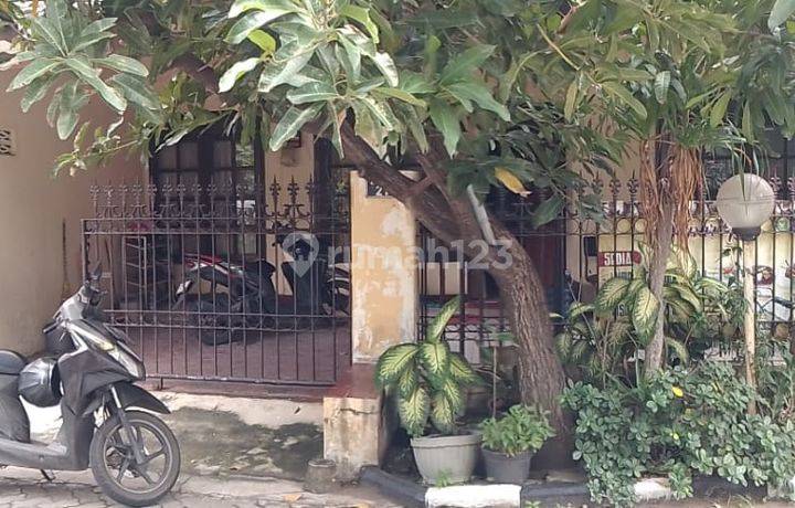 Karah Indah, Jambangan, Surabaya