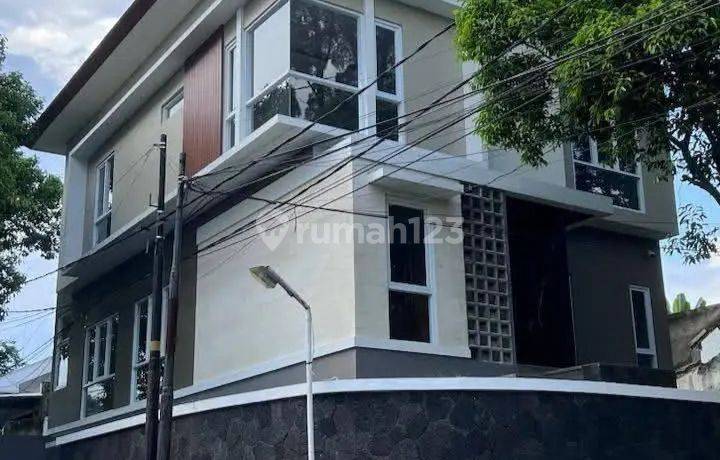 Rumah Baru 2 Lantai Hook Cigadung Kodya Dkt Itb Dago View Sejuk