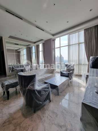 Di sewakaan apartemen Senayan City Residence full furnished 