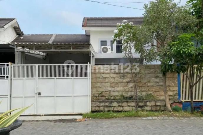 Dijual Rumah Swan Menganti Park Gresik