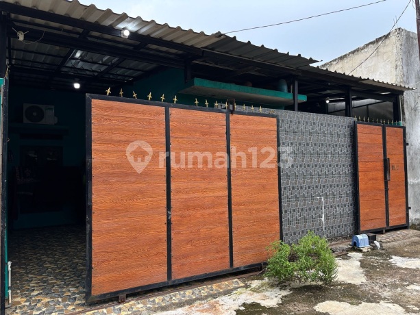 Rumah Dijual Komplek Perumahan Griya Madya Sawangan. Nego!