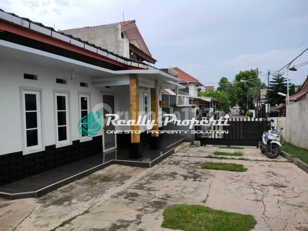 Rumah 1 Lt Bentuk Tanah Ngantong di Jatibening 1 Pd Gede Bekasi Rumah 1 Lt Bentuk Tanah Ngantong di Jatibening 1 Pd Gede Bekasi