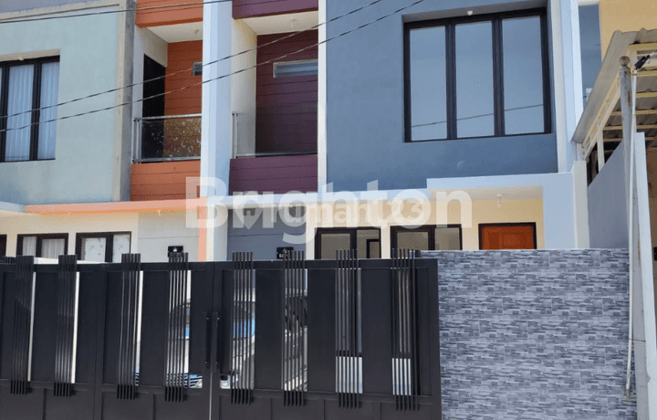 Rumah Grand Royal Regency Sidoarjo