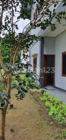 Jual Rumah 2 Lantai di Komplek Villa Istana Bunga Lembang Bandung