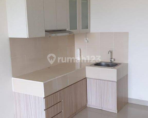 Dijual Apartemen Studio Lantai Rendah Hotel Vega Skyline Gs