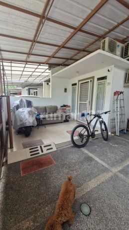 *Di Jual Rumah Siap Huni Di Taman Holis Indah II*