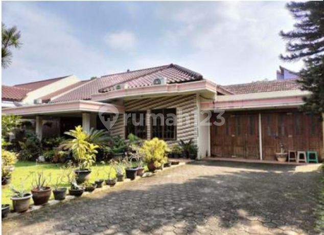 Affordable Serene House for Sale in Pajak Cipadu Complex Tangerang