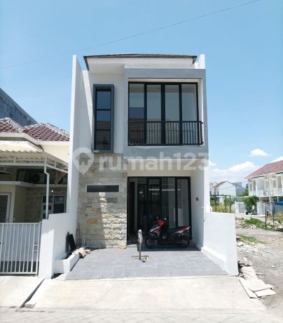 Rumah SHM Ready Lokasi Green Lake Rungkut Surabaya Dekat Stikom Rumah SHM Ready Lokasi Green Lake Rungkut Surabaya Dekat Stikom