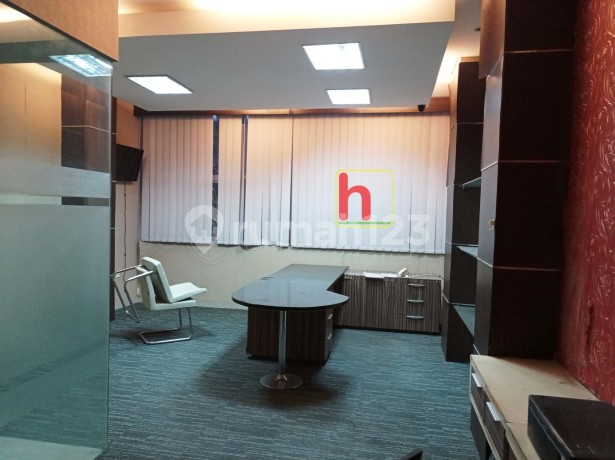 Ruko Gold Coast Pik Gandeng 2 Unit, Siap Pakai, Dengan Basement
