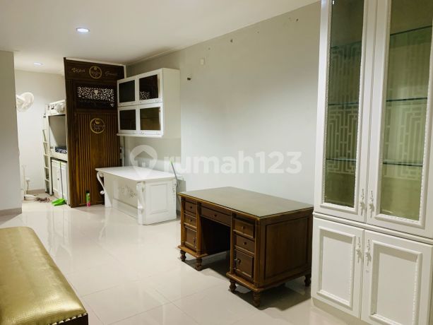 For Sale Furnished Shophouse in Sedayu City, Cakung, East Jakarta