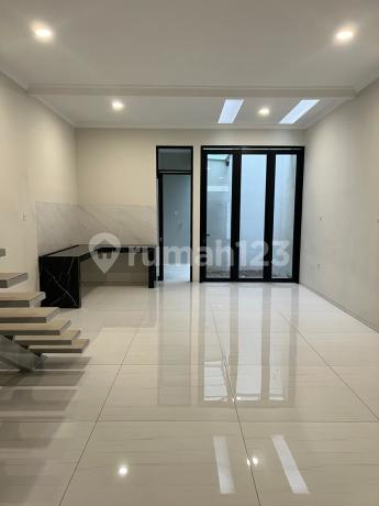 Rumah Baru Minimalis Keren Di Kembar Tengah Regol Bandung Rumah Baru Minimalis Keren Di Kembar Tengah Regol Bandung