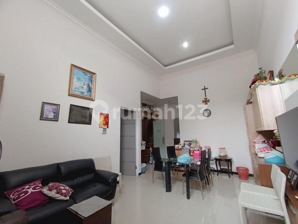 Rumah 1.5 Lantai Siap Huni Lokasi One Gate Sistem Rumah 1.5 Lantai Siap Huni Lokasi One Gate Sistem