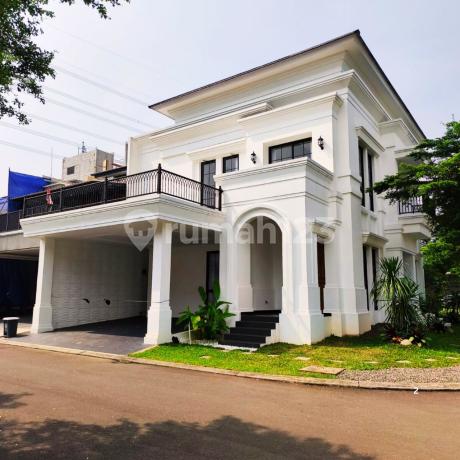 Rumah Alam Sutera Brand New, Luxury model American Classic