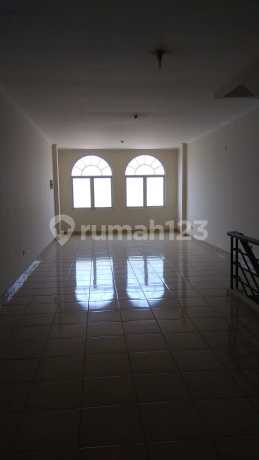 Ruko Cordoba Pik 1 Hadap Jalan Raya. Lokasi Strategis Depan Jalan Raya dan ******** Tanah 75 M² ( 5X15 )Luas Bangunan 220 M² Bangunan 3,5 Lantai Surat HGB Harga 7 Milyar Nego Ruko Cordoba Pik 1 Hadap Jalan Raya. Lokasi Strategis Depan Jalan Raya dan ******** Tanah 75 M² ( 5X15 )Luas Bangunan 220 M² Bangunan 3,5 Lantai Surat HGB Harga 7 Milyar Nego