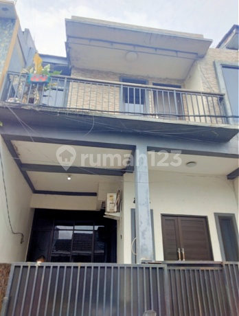 Rumah 2 Lantai di Bukit Dago 15 Menit ke Bsd Bagus Siap Huni Rumah 2 Lantai di Bukit Dago 15 Menit ke Bsd Bagus Siap Huni