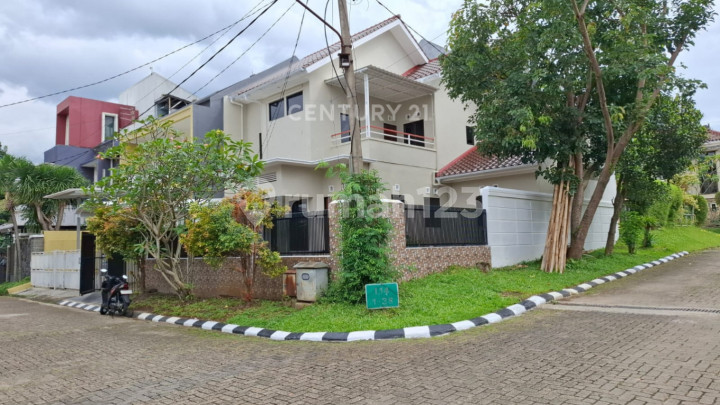 Beautiful House Near City Center Ready to Occupy in Bukit Bogor Raya Beautiful House Near City Center Ready to Occupy in Bukit Bogor Raya