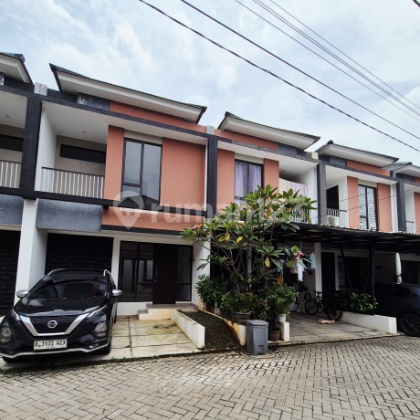 Rumah Murah 2 Lantai 3 KT 2 KM Semi Furnished bisa KPR Surat SHM