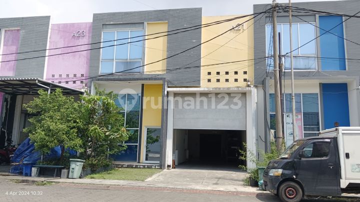 Gudang Strategis di Tambak Sawah Pergudangan Indoserena Sidoarjo