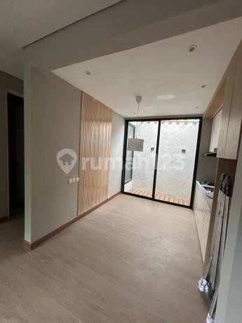 Rumah Baru Gress North West Lake Citraland Utara Surabaya