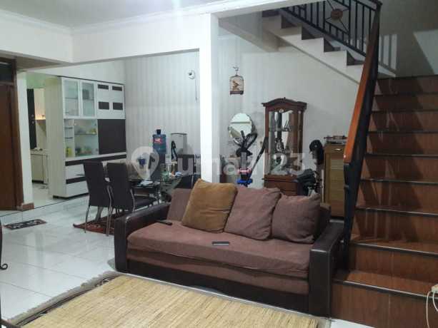 Nyaman Banget Suasana Nya Rumah 2 Lantai Puri Cipageran Indah 1 Nyaman Banget Suasana Nya Rumah 2 Lantai Puri Cipageran Indah 1