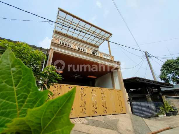 Rumah 3 Lantai Mewah di Perum Vida Bekasi Bumipala, Mustikajaya