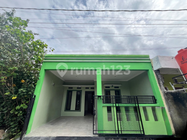 Rumah Siap Huni LT 60 di Perumahhan Kota Serang Baru, Cibarusah